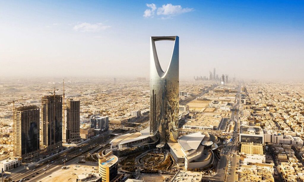 사우디 아라비아 리야드에서 가볼 만 한 곳 - 리야드 킹덤 타워